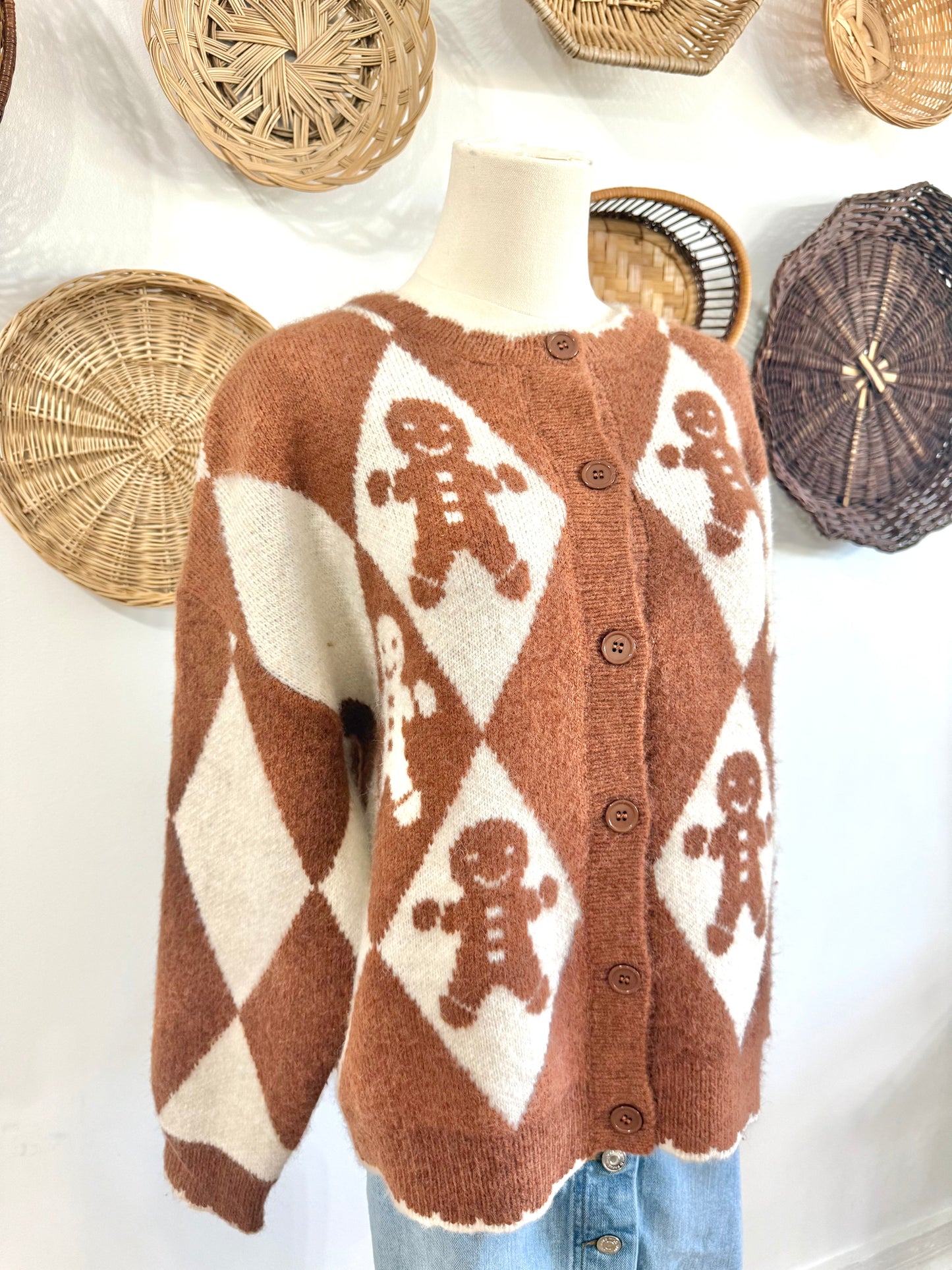The Gingerbread Diamond Print Cardigan in Mocha