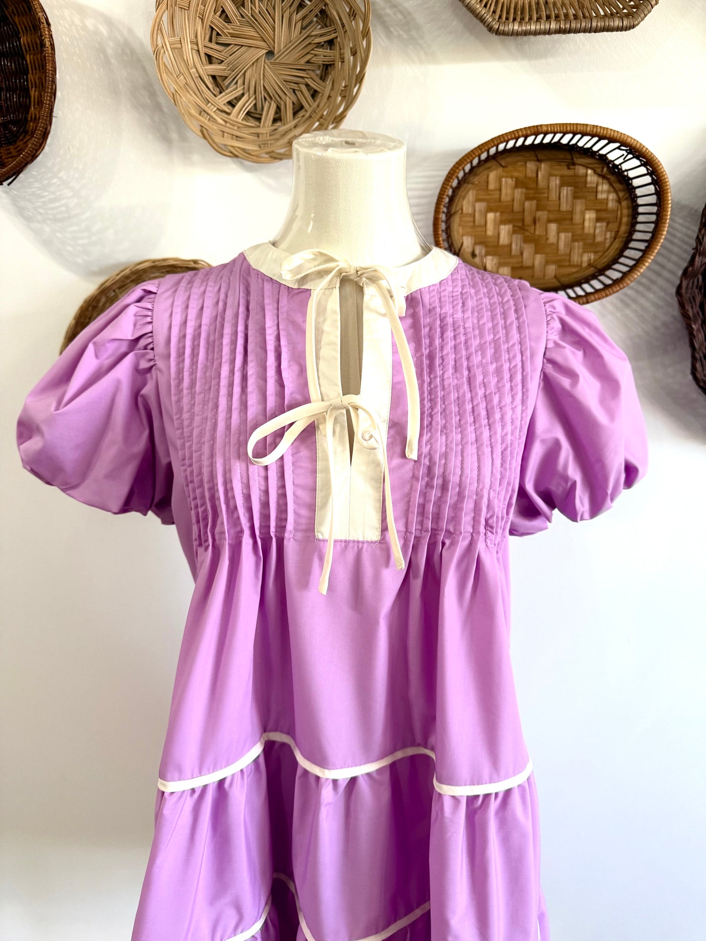 The Mia Puff Sleeve Bow Detail Dress in Lilac