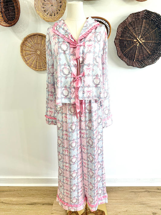 The Avie Floral & Bow Print Ruffle Pajama Set in Blue & Pink