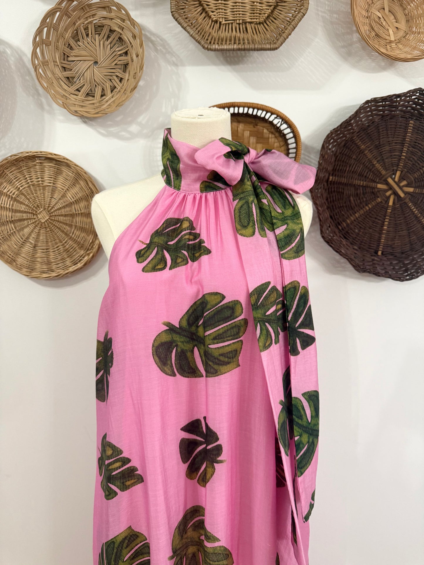 The Cruz Palm Print Maxi Dress in Pink