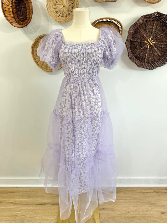 The Clover Floral & Mesh Puff Sleeve Maxi Dress in Lavendar