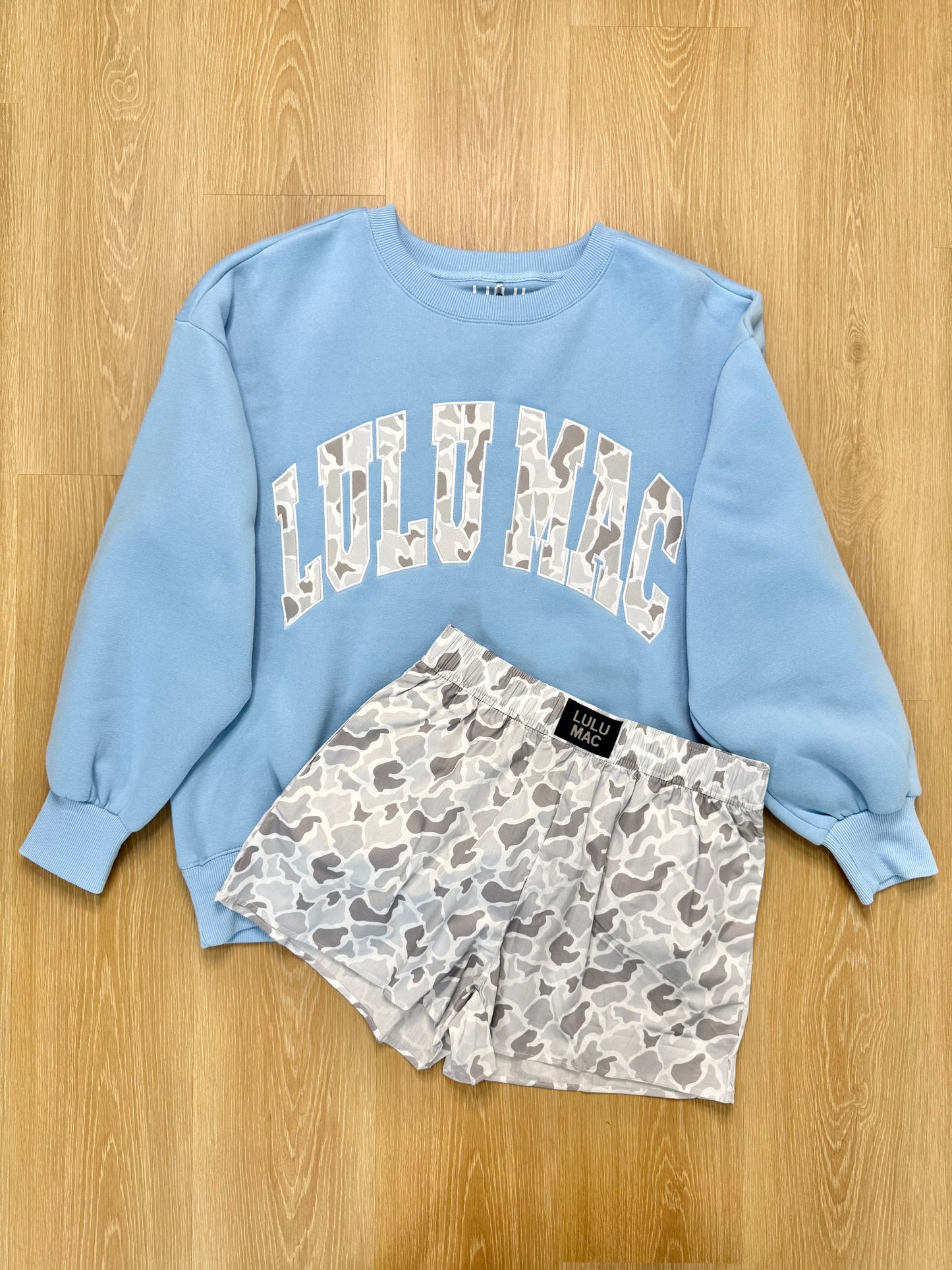 LULU MAC M Set w/ Light Blue White Camo Sweatshirt & White Camo Shorts