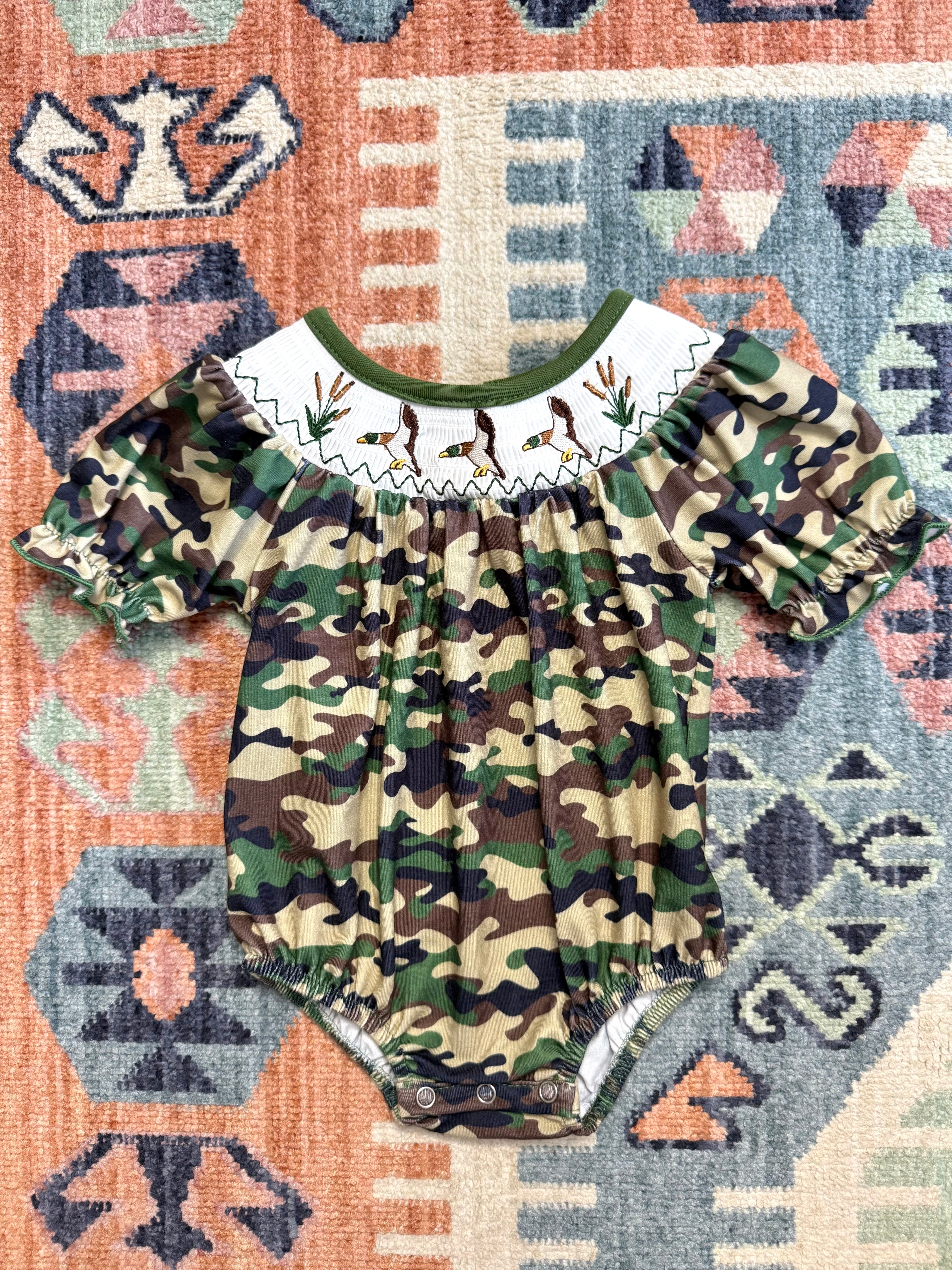 Smocked Short Sleeve Duck Camo Bubble – Opal+Ivy