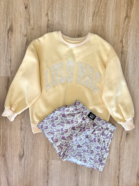 LULU MAC L Set w/ Butter Sweatshirt & Light Camo Shorts