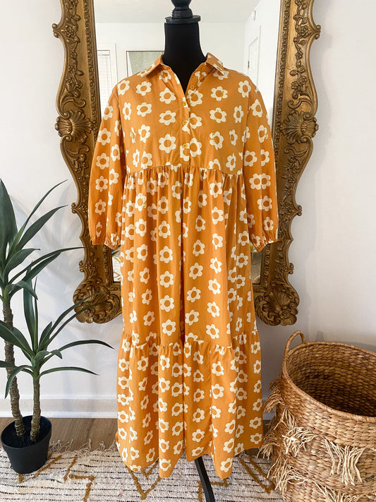 The Beckett Daisy Floral Maxi Dress in Goldenrod